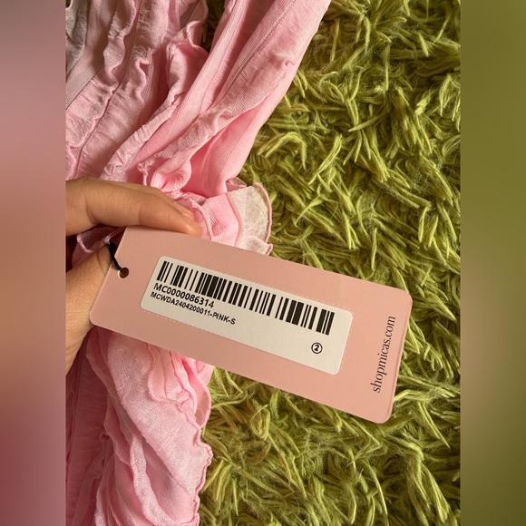 Micas - Sheer Ruffle Texture Halter Backless Maxi Dress - Picture 4 of 6